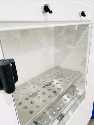 Replacement acrylic vending door for the stand alone vending machine 4000 series